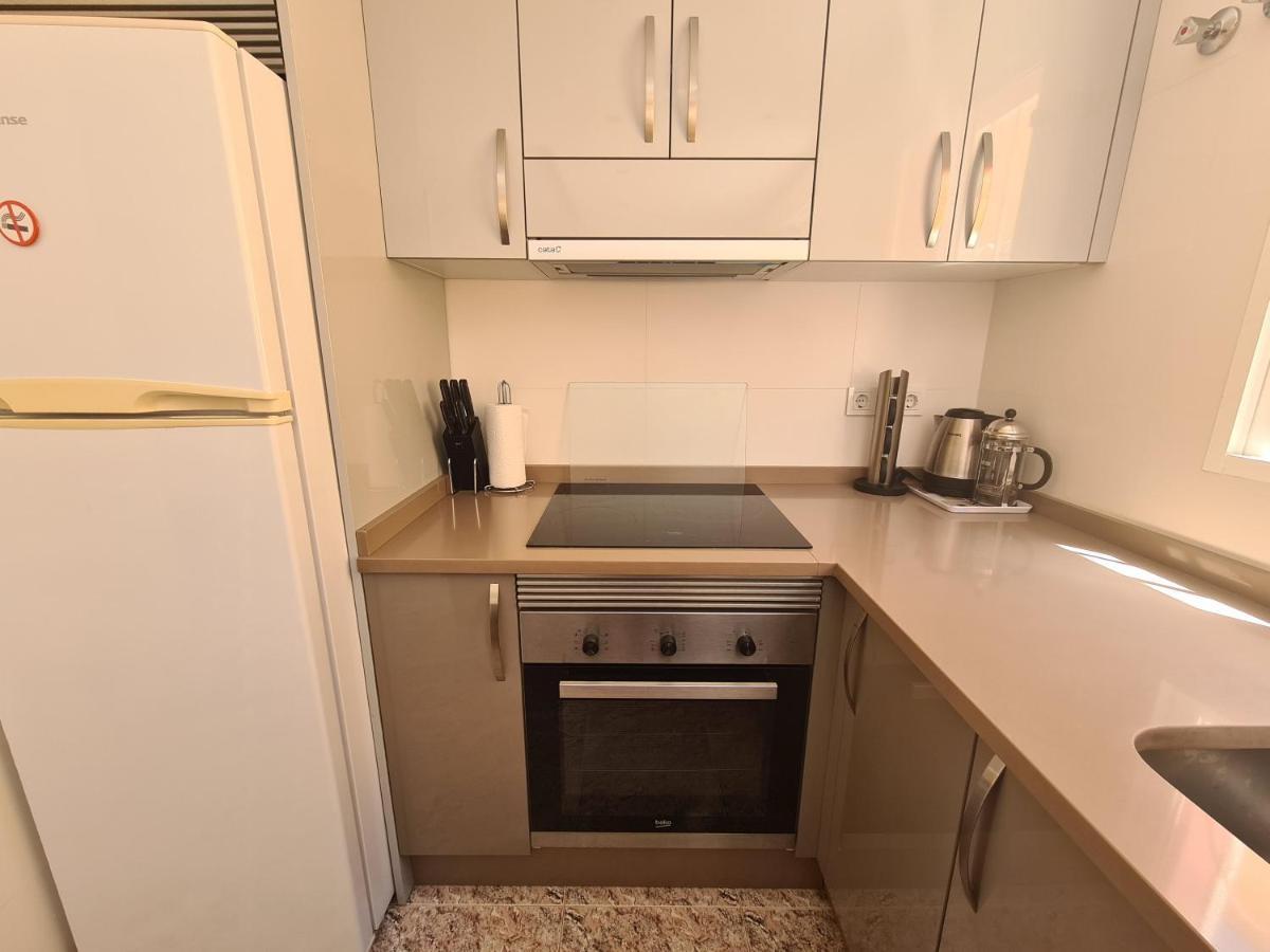 2 Bedroom Property In Closed Urbanisation Torrevieja Exterior foto